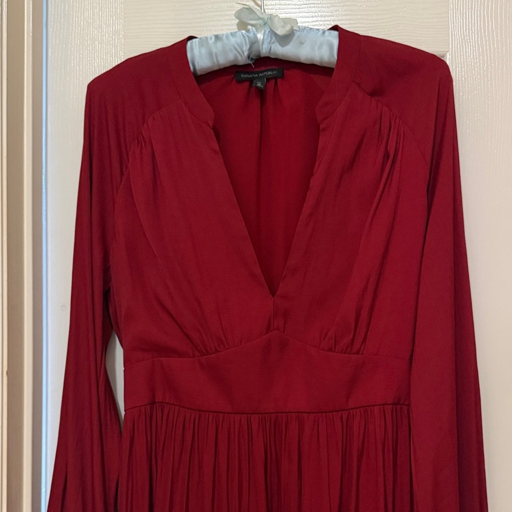 Banana Republic Deep Red Long Sleeve Dress - Picture 2 of 8